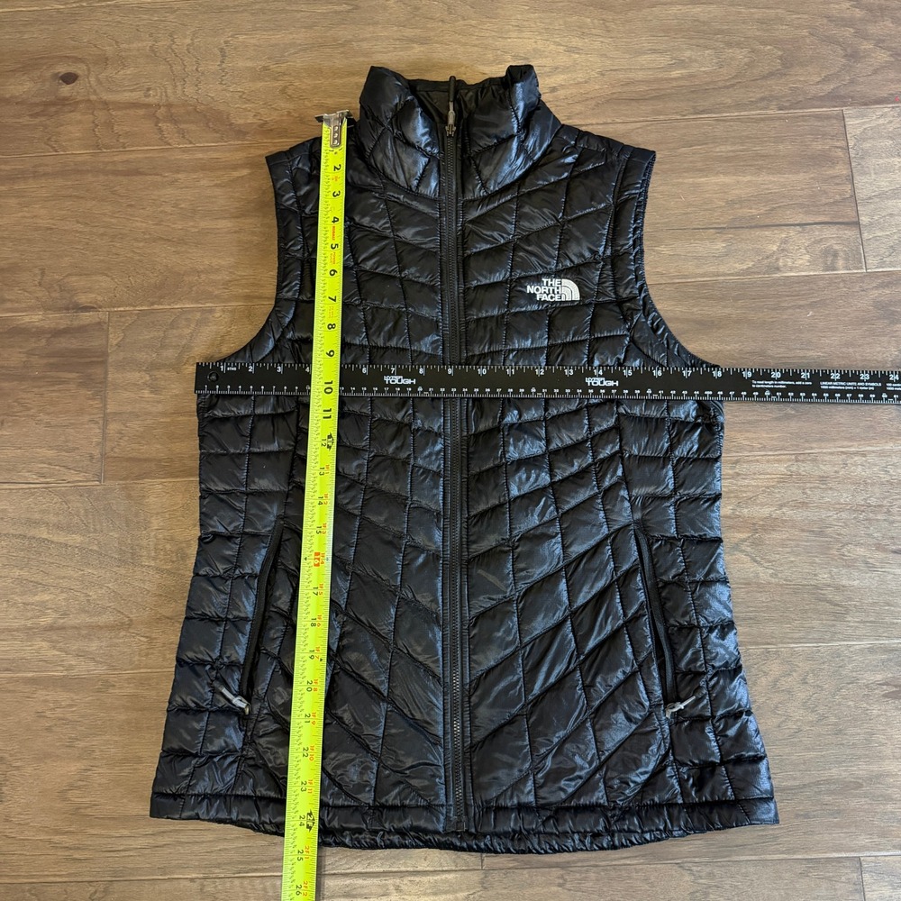 The North Face ThermoBall Vest Womens Small Black Quilted Puffer Full Zip - Picture 7 of 8